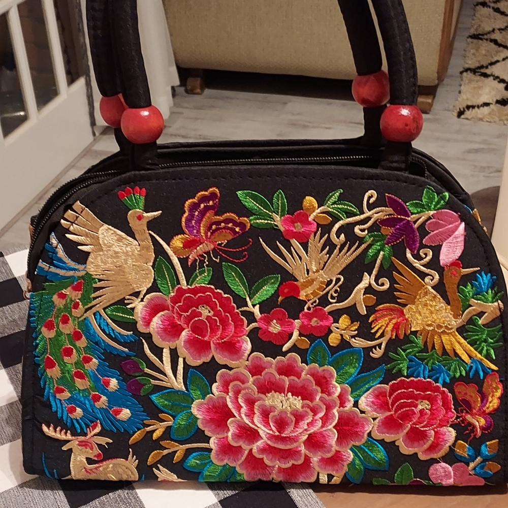 Silk Embroidered Hand Bag